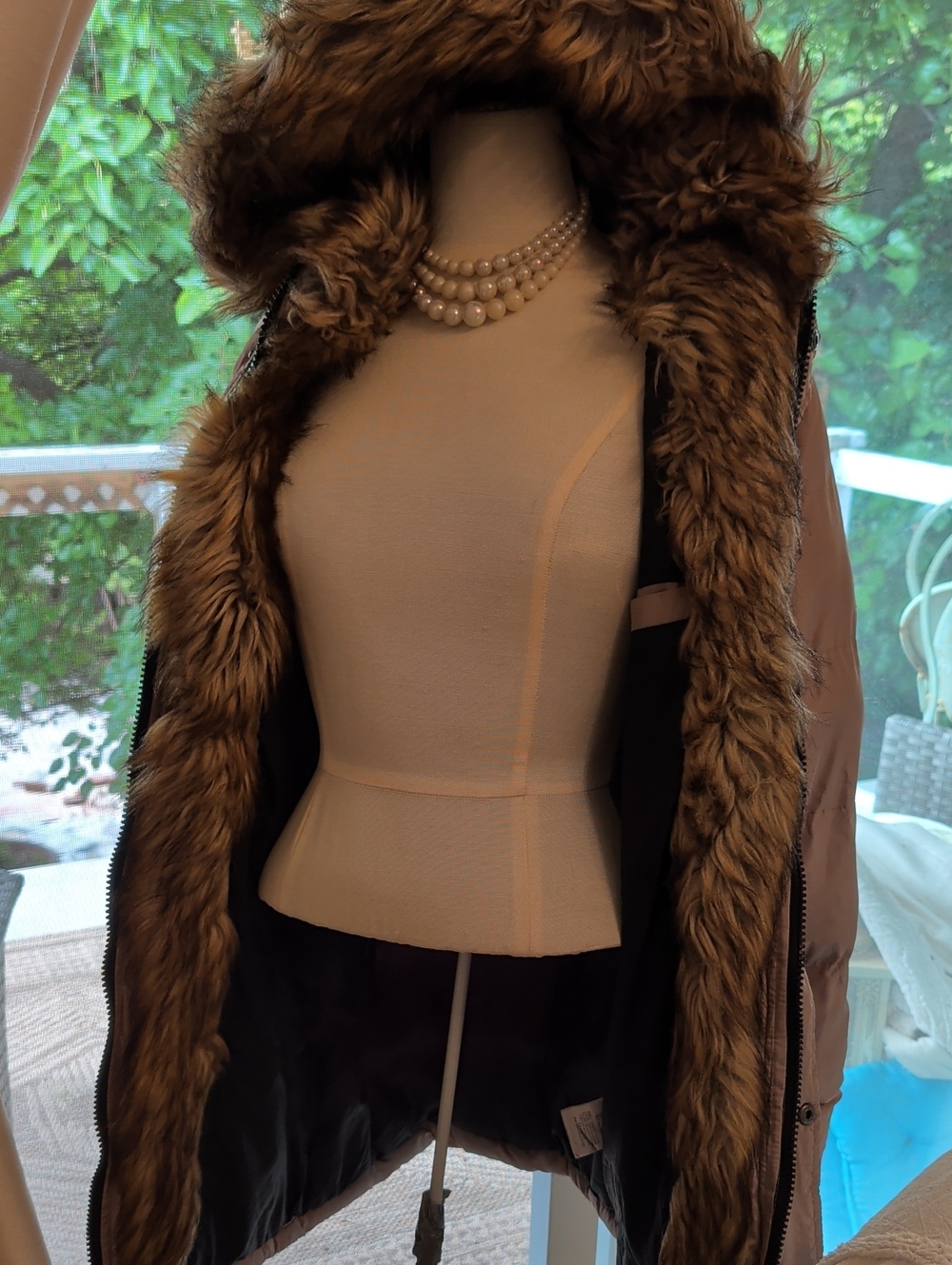 Women's Faux-Fur Trim Hooded Puffer Coat - Taupe